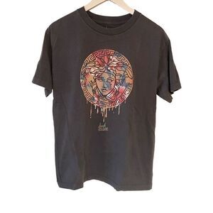 Fresh Talent Medium Goddess Graphic Tee